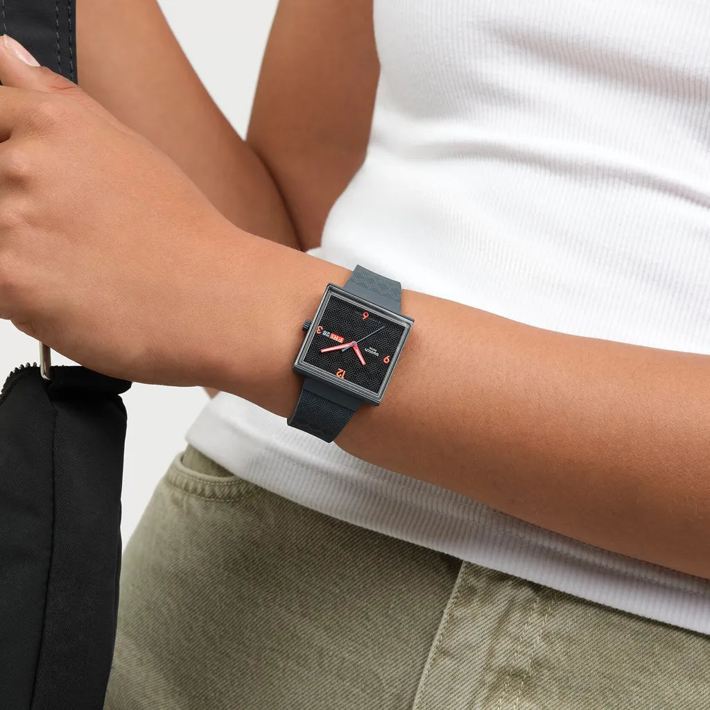 Swatch Squared Off SO34M701