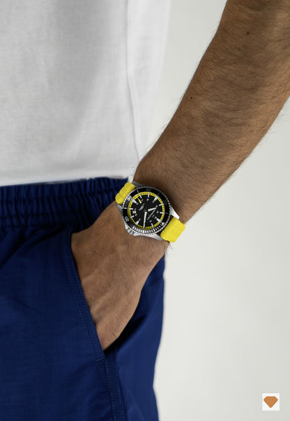 Hamilton Khaki Navy Scuba Auto H82395332