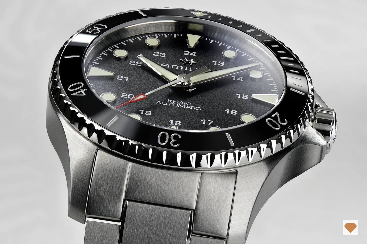 Hamilton Khaki Navy Scuba Auto H82515130