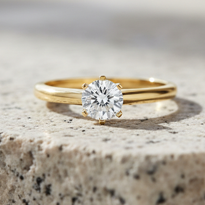 noën Sparkle Ring "medium" in 585/- gold with 6 diamonds