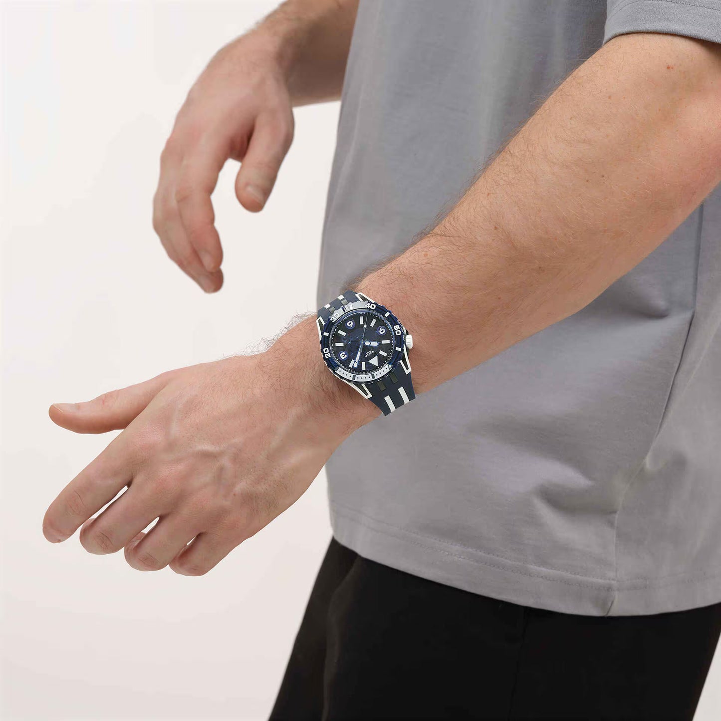 Swatch Ses Wasp SSCU09N100