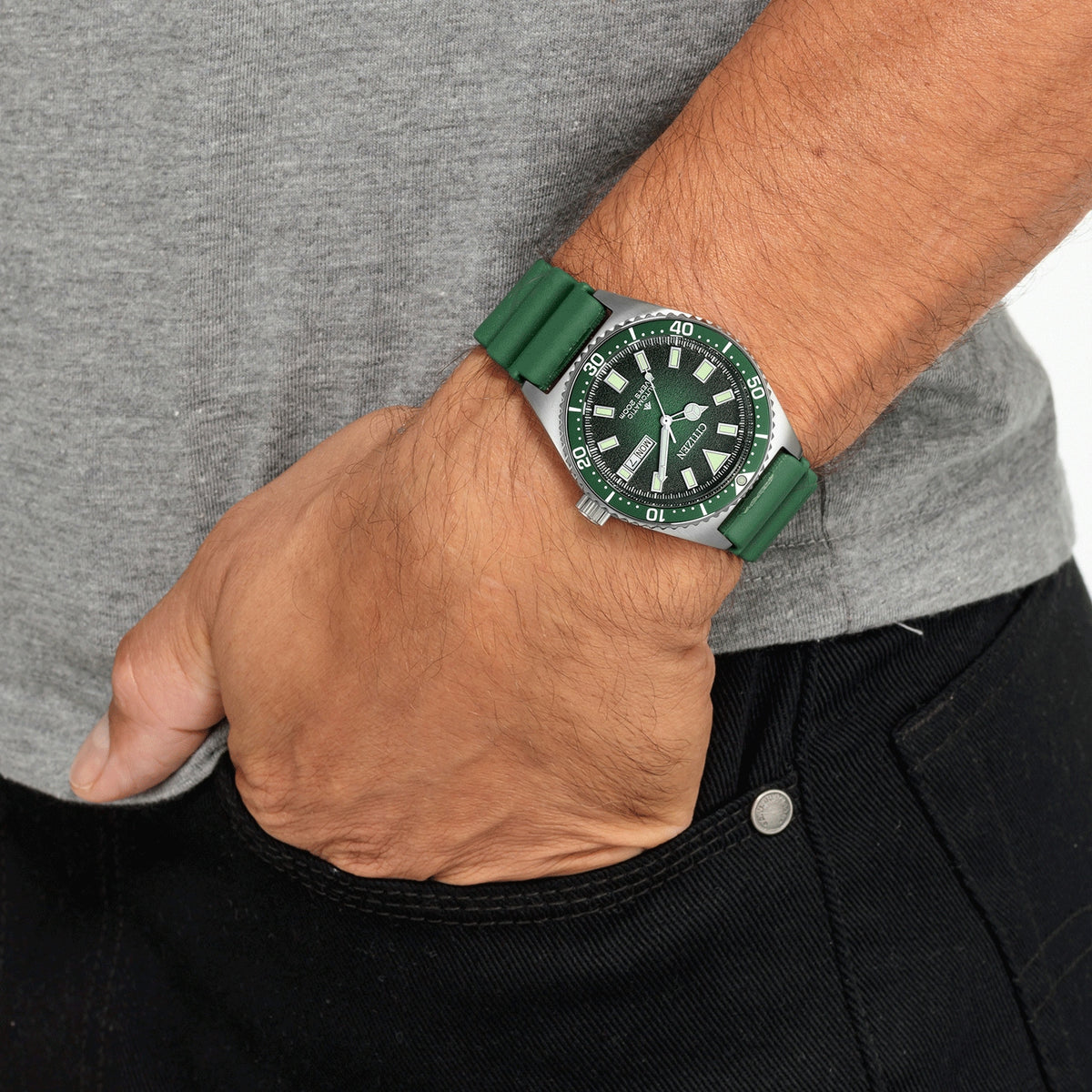 Citizen Promaster NY0121-09XE