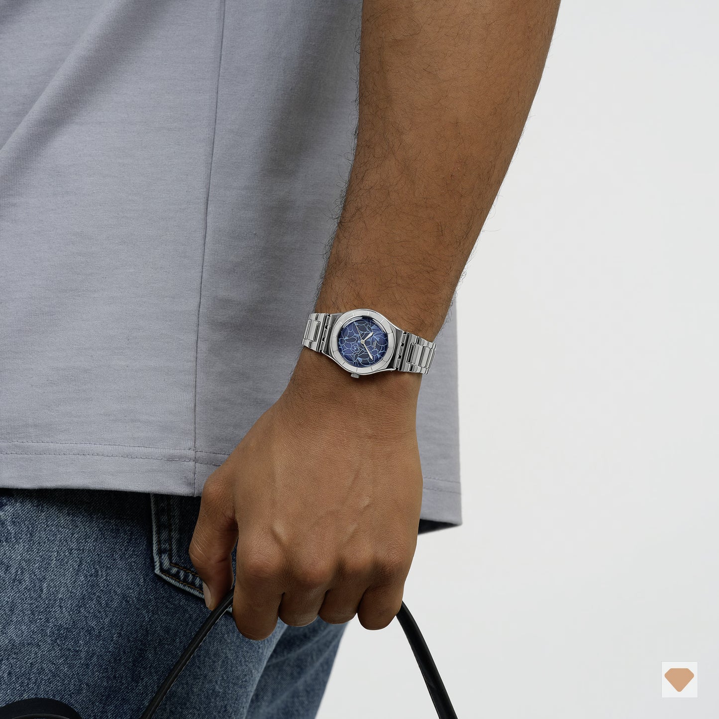 Swatch Petal Frenzy YLS235G