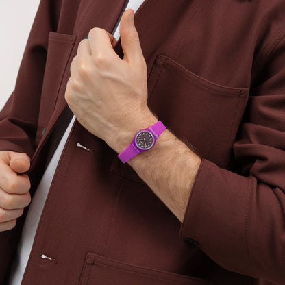 Swatch Magenta Weave LV122