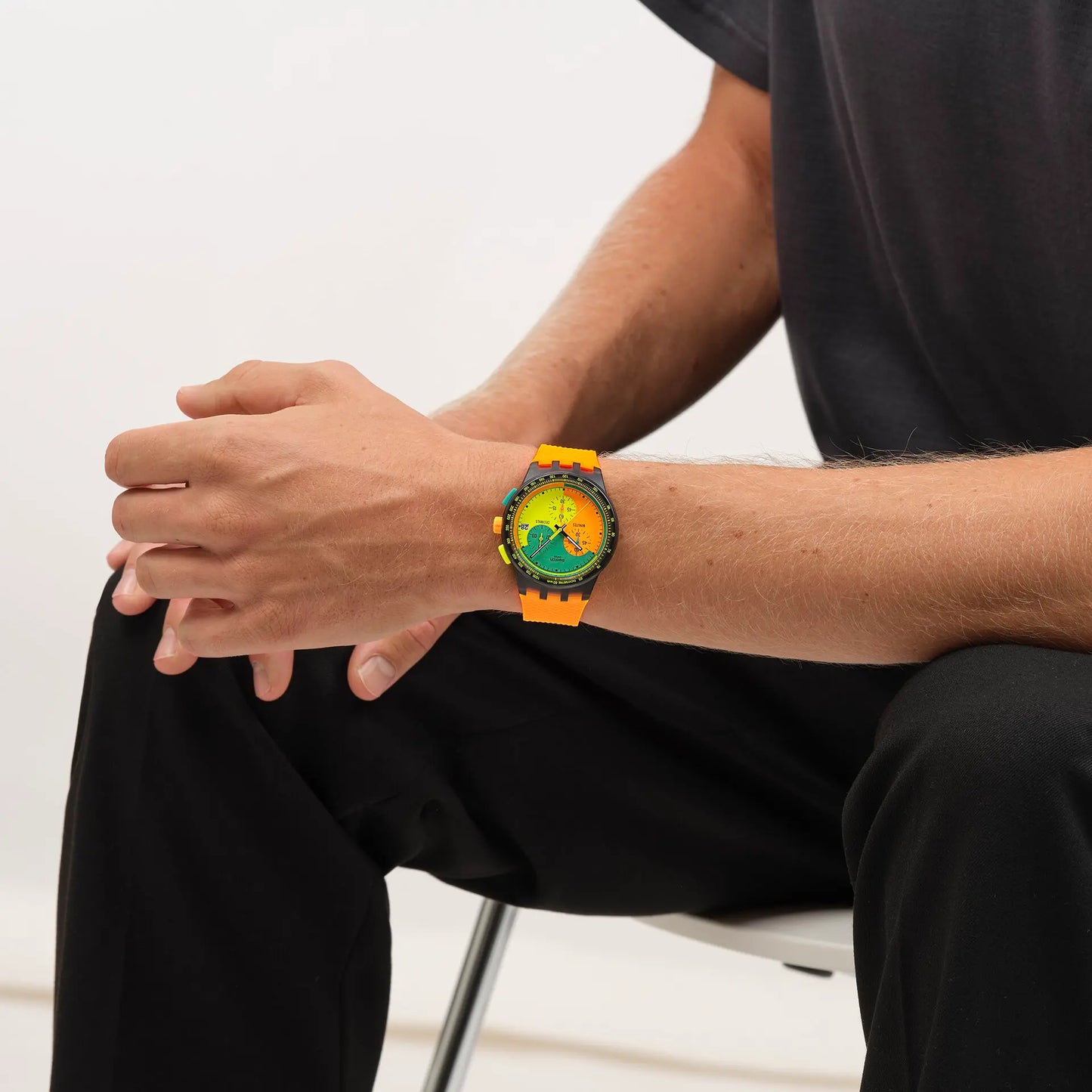 Swatch Neon Signal Flag SUSB422